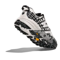 Hoka Speedgoat 2 "Frost" 14 Hoka Speedgoat 2 "Frost" -Winter Shoes Store 1162710 BKFR angled2