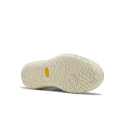 Reebok Classic Club C Vibram -Winter Shoes Store GV6930 3 FOOTWEAR Photography BottomView white