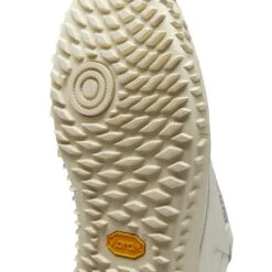 Reebok Classic Club C Vibram -Winter Shoes Store GV6930 8 FOOTWEAR Photography DetailView2 white