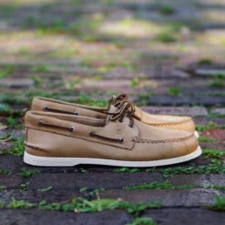 Sperry Top-Sider A/O 2-Eye Oatmeal -Winter Shoes Store IMG 8913 32a6fc1b 2588 4733 a050 e46d42149021