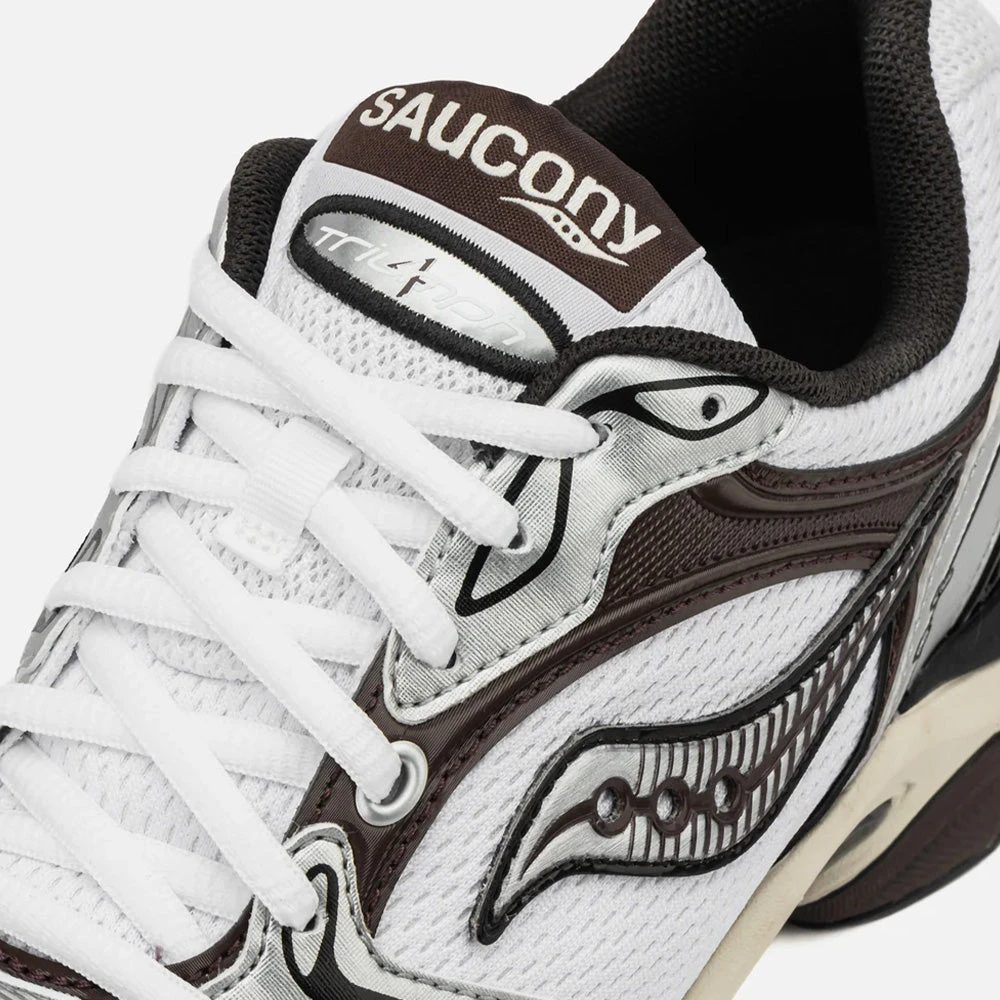 Saucony Triumph 4 QS "Chrome" 6 Saucony Triumph 4 QS "Chrome" - Image 4